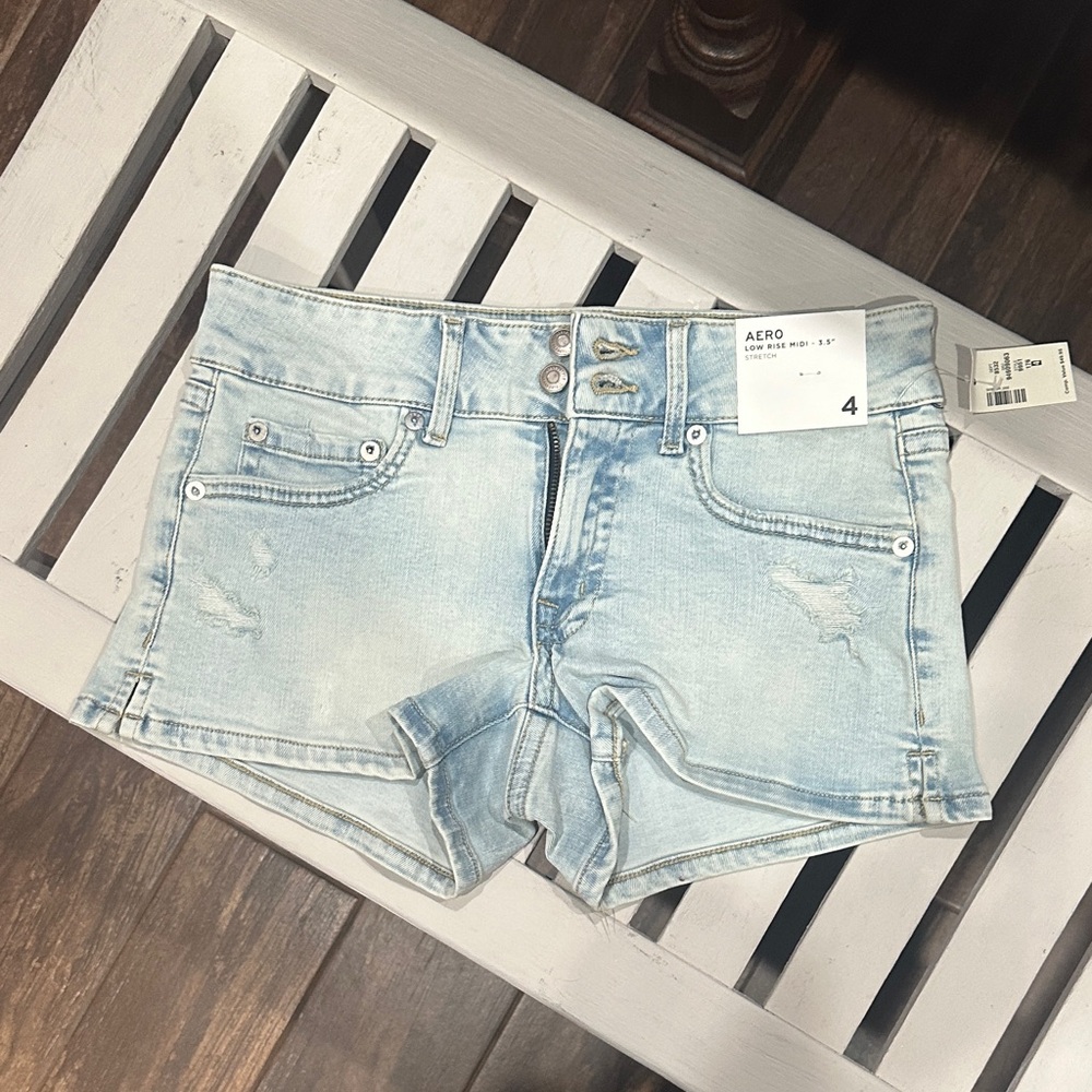 Aeropostale Light Wash Jean Shorts